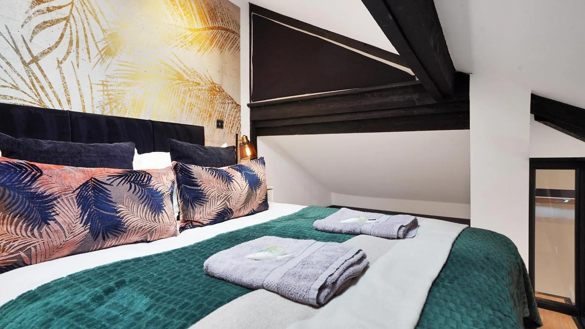 Wow! - New York Living In Yorkshire Apartment Castleford 0*,  United Kingdom